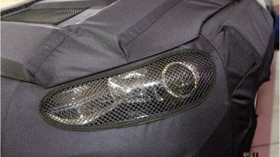 2016 Hyundai Elantra headlamp snapped with less camouflage