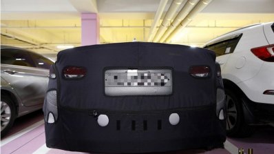 2016 Hyundai Elantra rear snapped with less camouflage