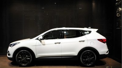 2016 Hyundai Santa Fe Prime side unveiled in Korea