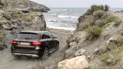 2016 Mercedes GLC rear unveiled press images