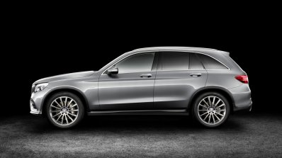 2016 Mercedes GLC side (1) unveiled press images