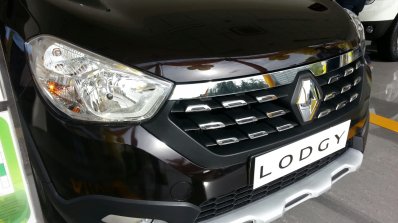 Renault Lodgy Stepway front fascia