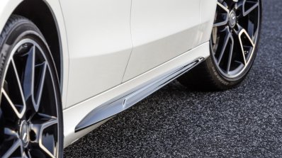 2015 Mercedes C Class side sill extensions get optional AMG accessories