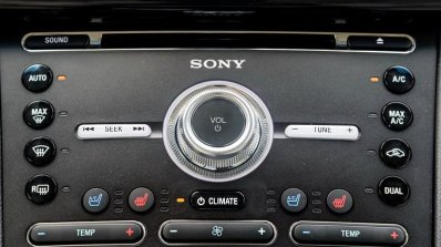 2016 Ford Taurus Sony music system spotted in the flesh post unveil