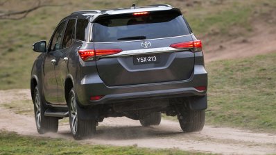 2016 Toyota Fortuner rear revealed Australian spec