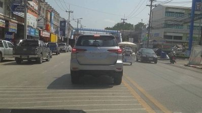 2016 Toyota Fortuner rear spied Thailand roads