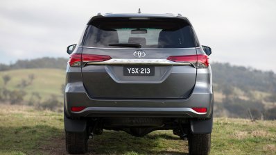 2016 Toyota Fortuner taillights  rear revealed Australian spec