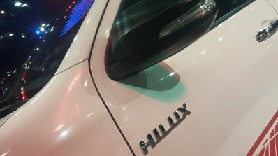 2016 Toyota Hilux Revo TRD Sportivo wing mirror