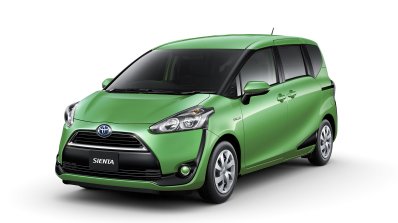 2016 Toyota Sienta front quarter unveiled in Japan