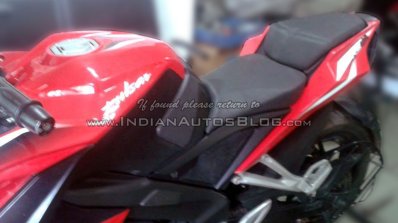 Bajaj Pulsar RS400 tank spied