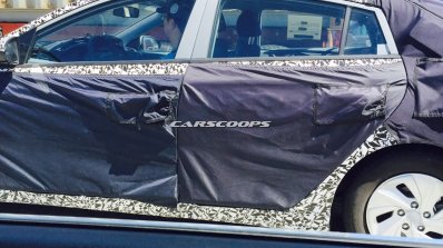 Hyundai hybrid car spied