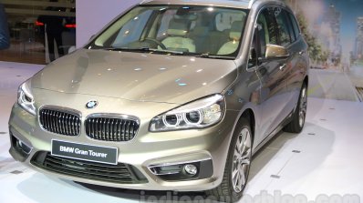 2015 BMW 2 Series Gran Tourer front quarter (1)at the 2015 Gaikindo Indonesia International Auto Show
