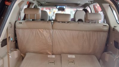 2015 Mahindra XUV500 boot space launched in Nepal