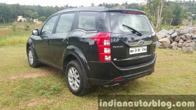 2015 Mahindra XUV500 (facelift) rear quarter review