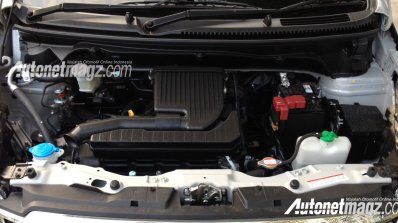 2015 Suzuki Ertiga (facelift) engine bay In Images