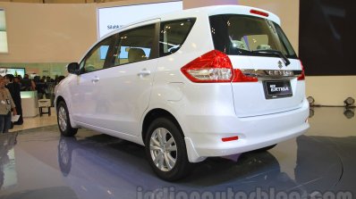 2015 Suzuki Ertiga facelift rear three quarter at the Gaikindo Indonesia International Auto Show 2015