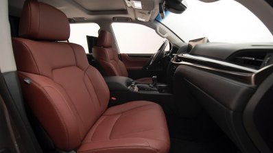 2016 Lexus LX front seats press image