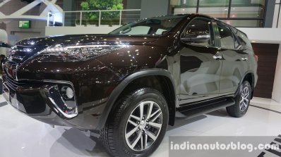 2016 Toyota Fortuner front three quarters right at Thailand Big Motor Sale