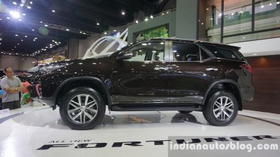 2016 Toyota Fortuner side profile at Thailand Big Motor Sale