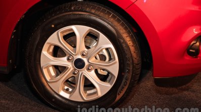 Ford Figo Aspire rims launched at INR 4.89 Lakhs