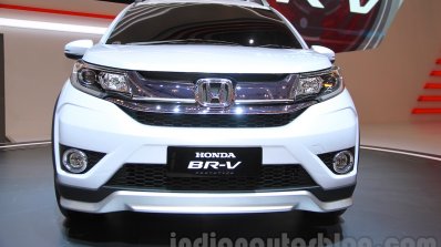 Honda BR-V white front fascia at Gaikindo Indonesia International Auto Show 2015