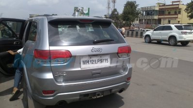Jeep Grand Cherokee rear spied
