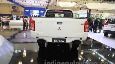 Mitsubishi Triton HD-X rear Gaikindo Indonesia International Auto Show 2015 (GIIAS 2015)