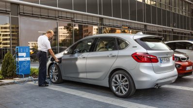 2015 BMW 225xe PHEV Active Tourer rear three quarter unveiled