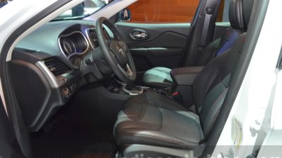 2015 Jeep Cherokee Trailhawk front cabin at the IAA 2015