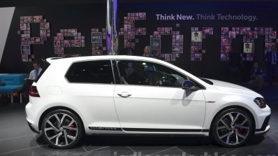 2015 VW Golf GTI Clubsport side at IAA 2015