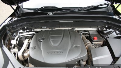 2015 Volvo XC90 D5 Inscription engine bay full review