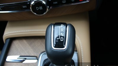2015 Volvo XC90 D5 Inscription gear selector full review