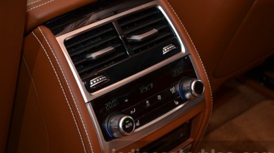 2016 BMW 7 Series Individual rear HVAC controls at the IAA 2015