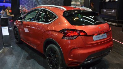 2016 DS 4 Crossback rear three quarter left at the 2015 IAA