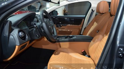 2016 Jaguar XJ front seats at IAA 2015