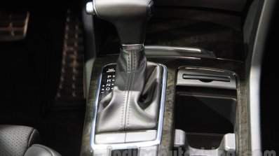2016 Kia K5 gear at the 2015 Chengdu Motor Show