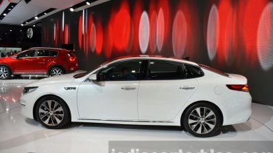 2016 Kia Optima side left at IAA 2015