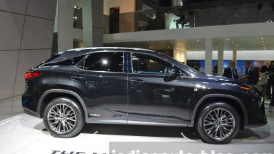 2016 Lexus RX450h side view at IAA 2015