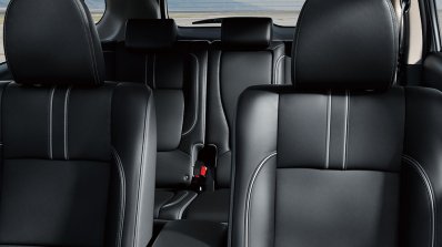 2016 Mitsubishi Outlander PHEV cabin debut in Frankfurt