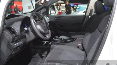 2016 Nissan Leaf with 30 kWh front seats at IAA 2015