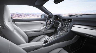 2016 Porsche 911 Carrera facelift interior unveiled