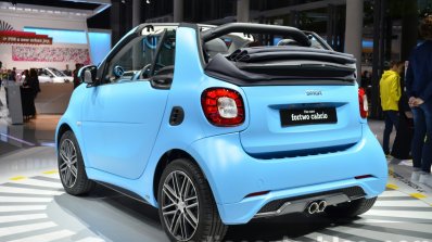 2016 Smart fortwo Cabrio rear three quarter at IAA 2015