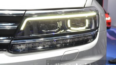 2016 Volkswagen Tiguan LED headlamp DRL at IAA 2015