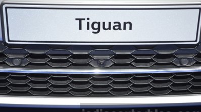 2016 Volkswagen Tiguan nameplate front camera at IAA 2015