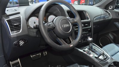 Audi SQ5 TDI Plus interior at IAA 2015