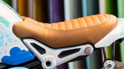 BMW Path 22 Concept leather seat