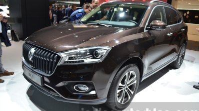 Borgward BX7 at the front three quarter IAA 2015
