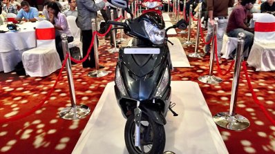 Hero Maestro Edge front launched India live pics