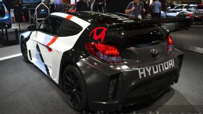 Hyundai RM15 Concept rear three quarter at IAA 2015