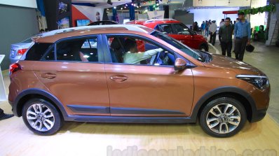 Hyundai i20 Active side right at Nepal Auto Show 2015
